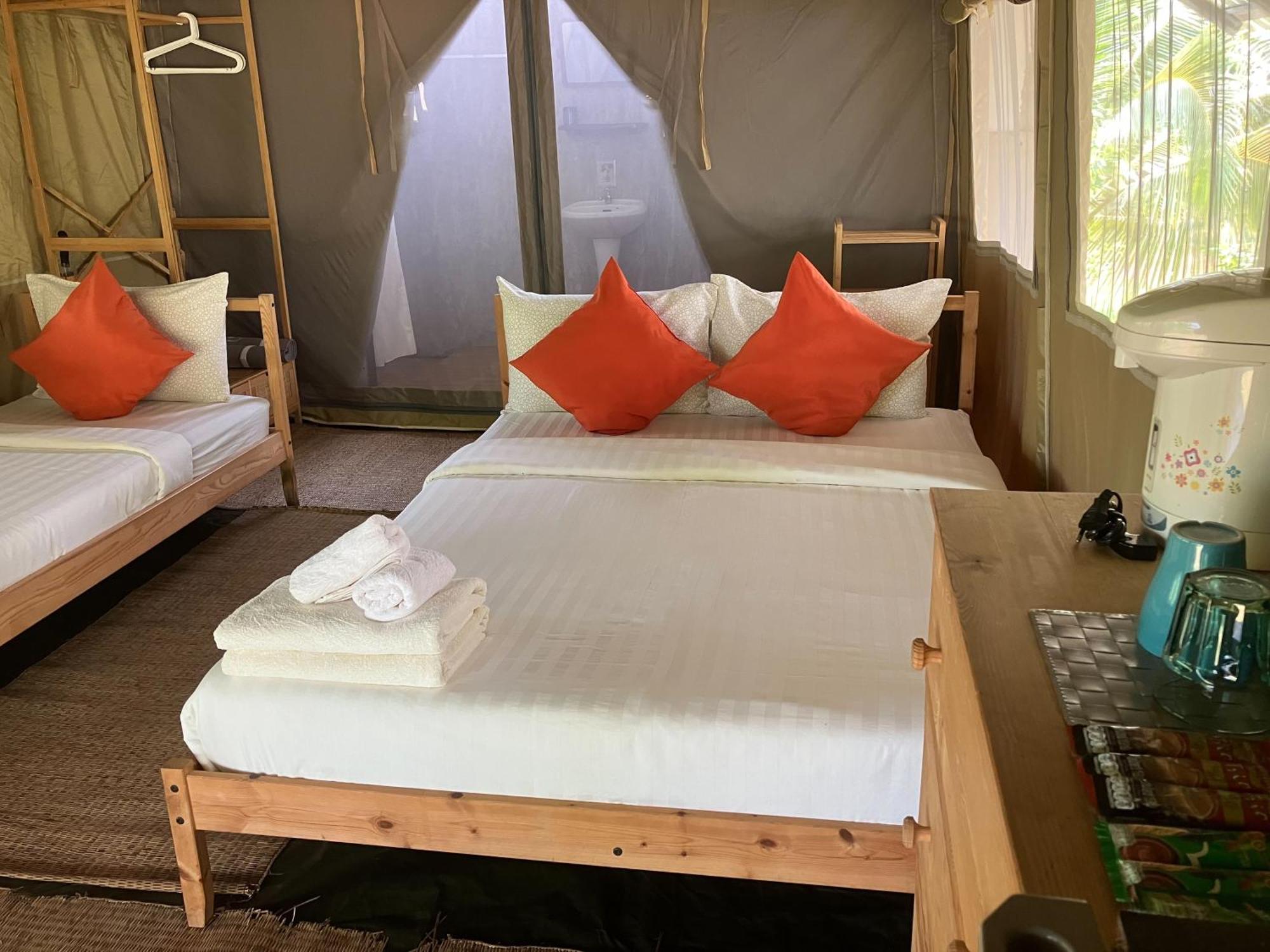 Naivacha Tent Мак Экстерьер фото